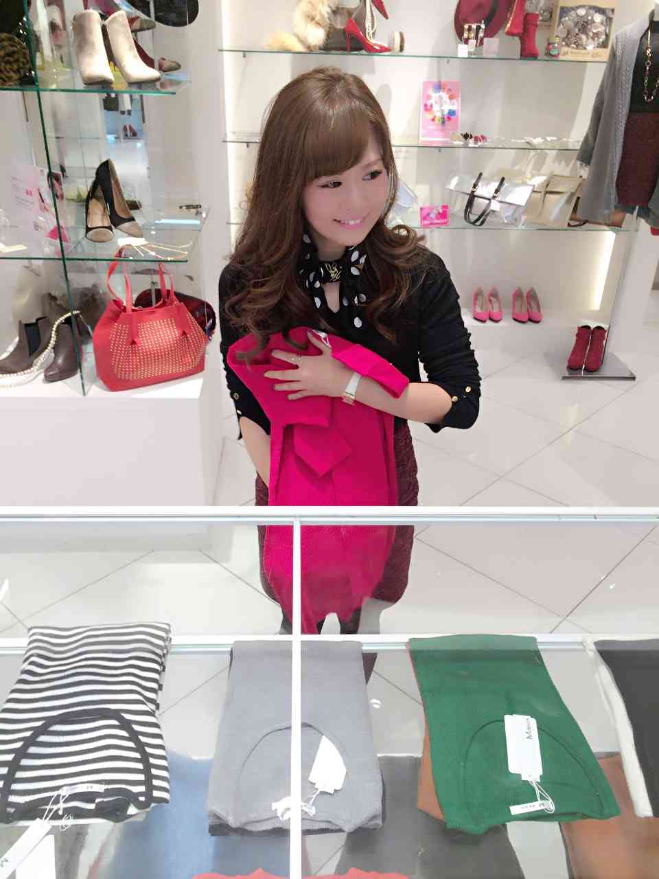 http://www.sakaechika.com/blog/m_deux/3e9e0164b51d3f7207025a27d9e5d8bb28fab0ed.jpeg